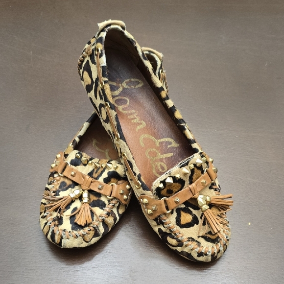 SAM EDELMAN Women's 8 M Leopard Animal Print Moccasins with Tassels - Picture 1 of 6